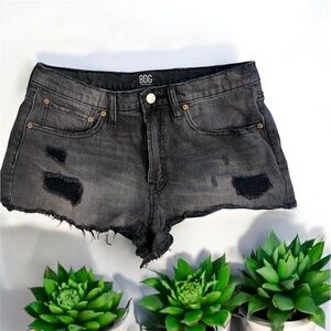BDG Distressed Denim Shorts Size 29